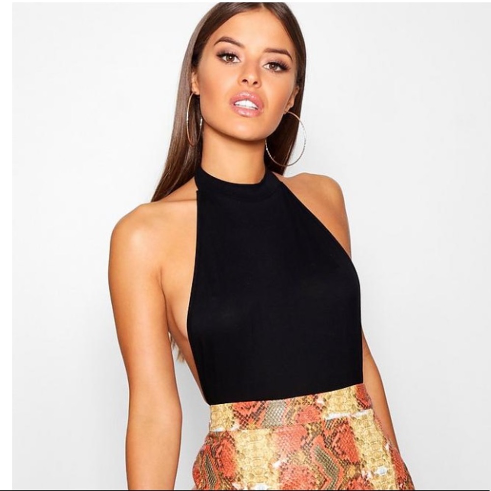 BLACK BACKLESS BODYSUIT